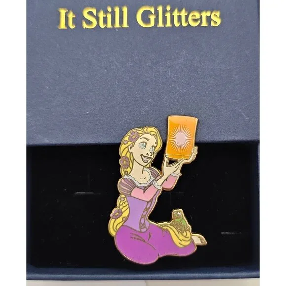 Disney Rapunzel With Lantern Trade Pin, Tangled J390 - Picture 2 of 5